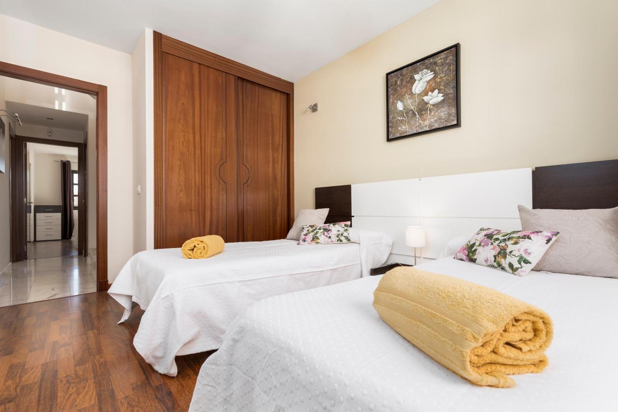 Home2Book Private Pool & Terrace, Aloha Sun Villa คอร์ราเลโฮ ภายนอก รูปภาพ