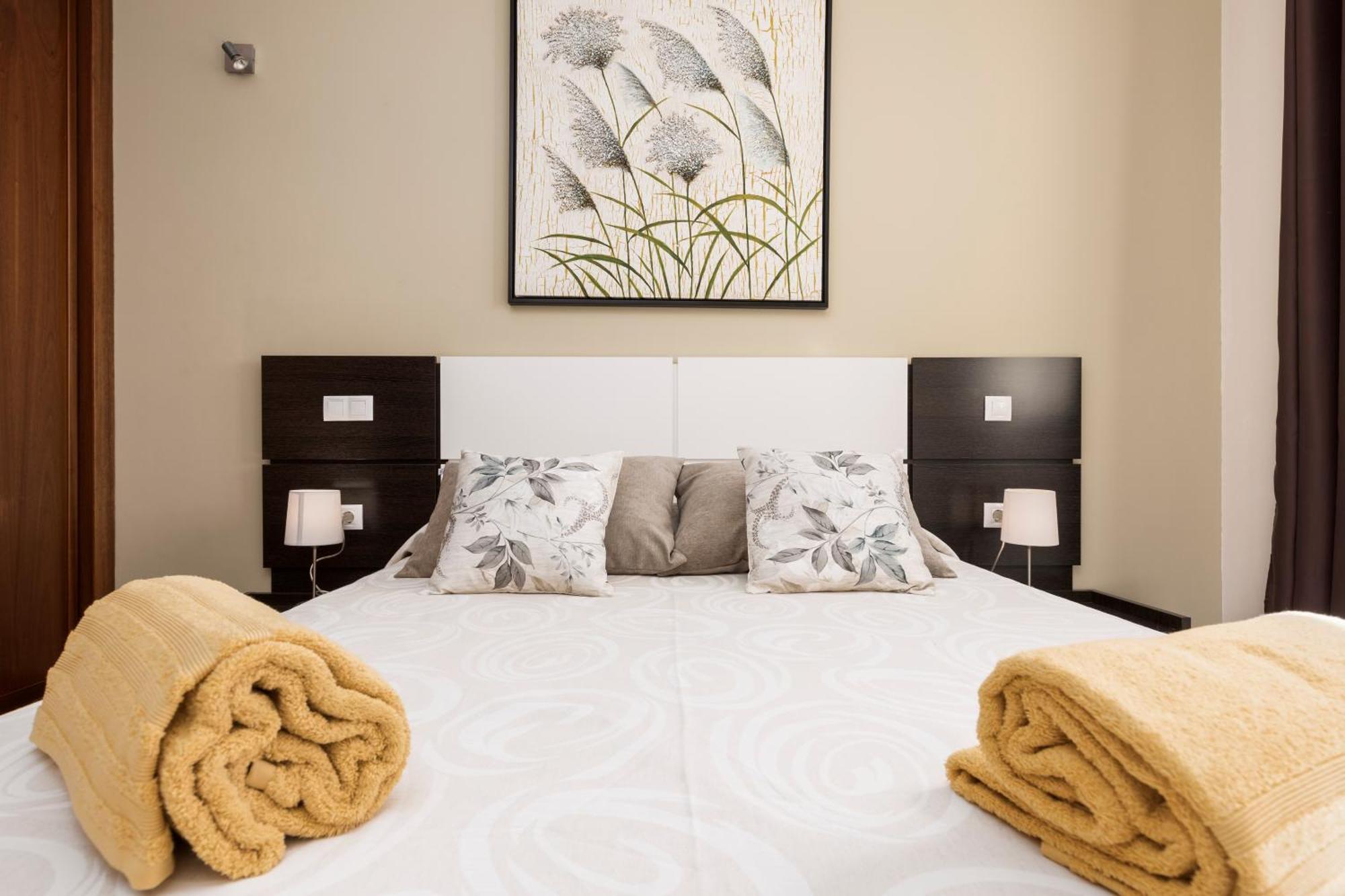 Home2Book Private Pool & Terrace, Aloha Sun Villa คอร์ราเลโฮ ภายนอก รูปภาพ